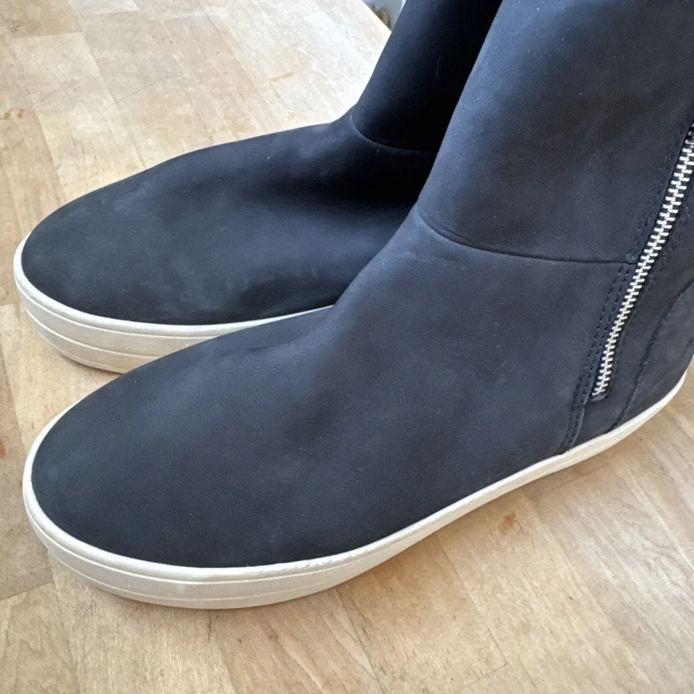 J/Slides NY Blue‎ Suede Side Zip High Top Sneakers Women's 9 Faux Fur Lined